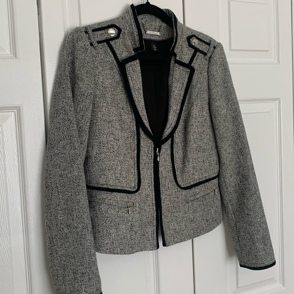 WHBM Sz 6 Black/White Tweed Moro Jacket